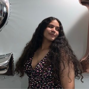 Meet your Posher, Angie